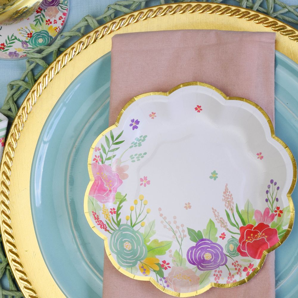 Garden Blooms 7 in. Premium Paper Plates (Set of 16) Kate Aspen